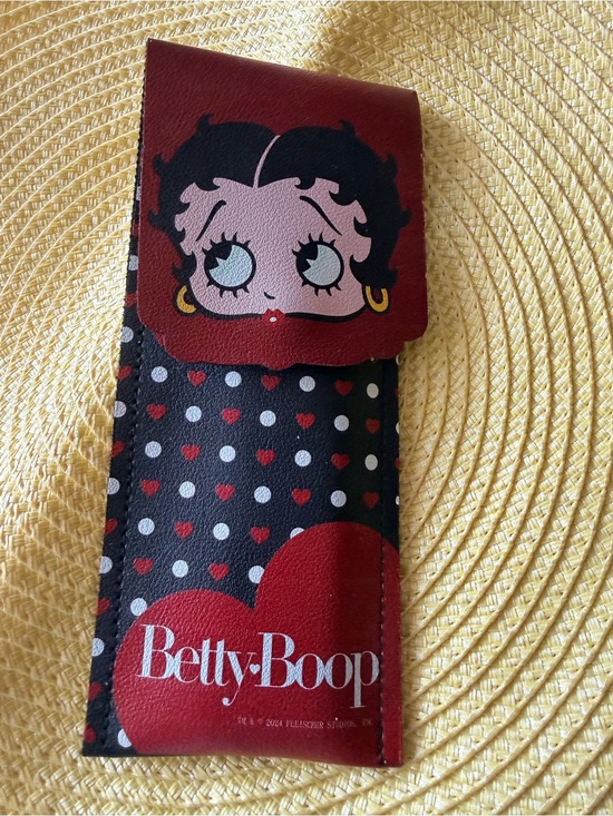 Betty Boop Other - Betty Boop Black, Red & White Polka brushes